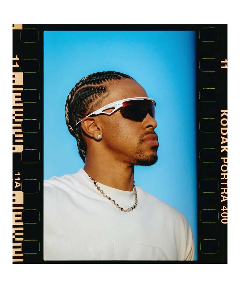 Oakley photo