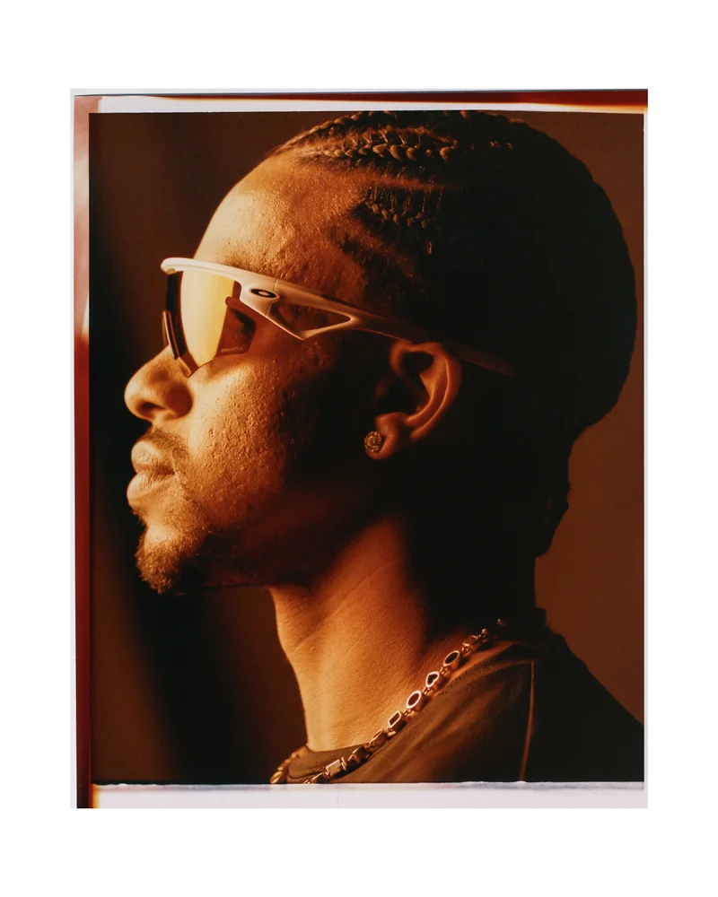 Oakley photo