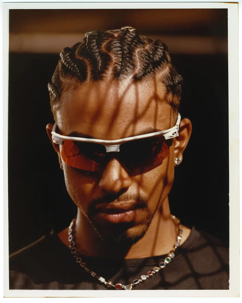 Oakley photo